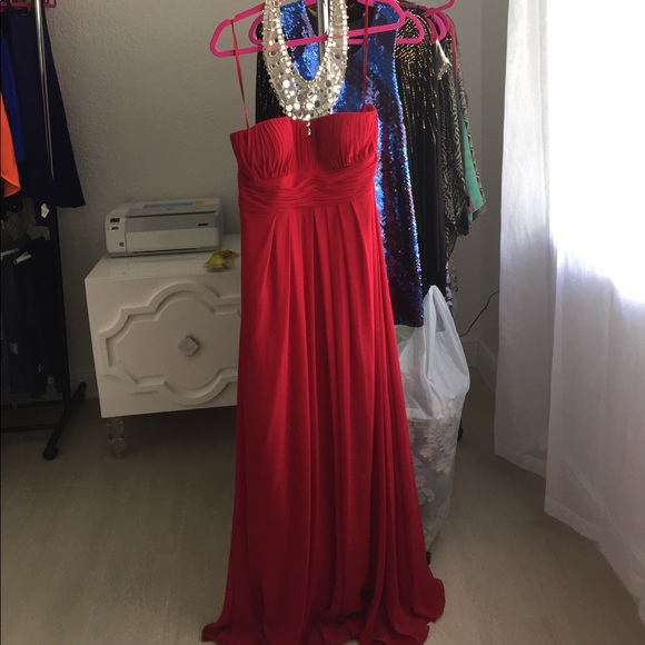 Beautiful red Aidan mattox gown - Picture 1 of 4