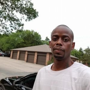 Meet your Posher, Dee