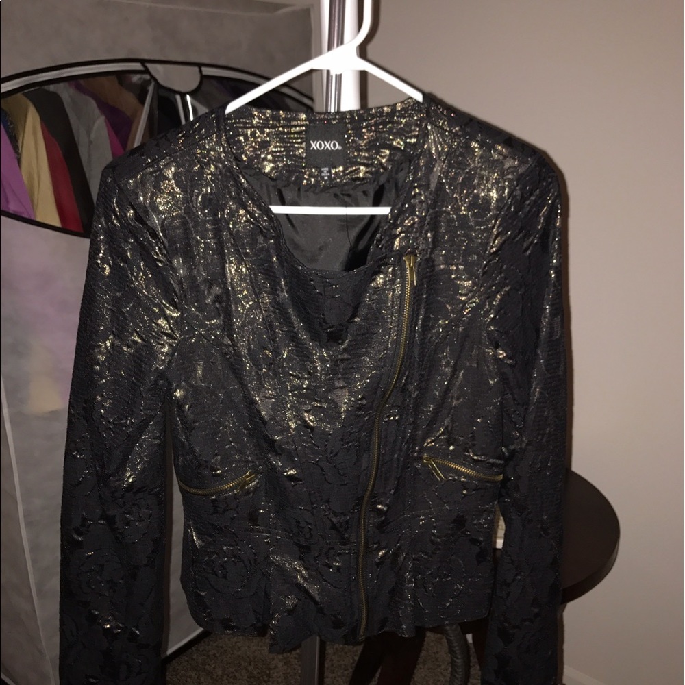 New black and gold lace looking zip short jacket