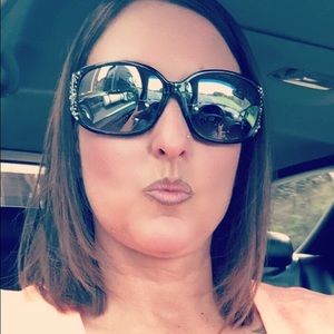 Meet your Posher, Wendy