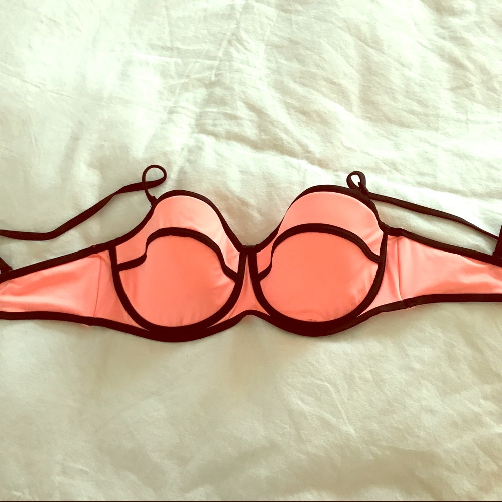 H&M bathing suit top