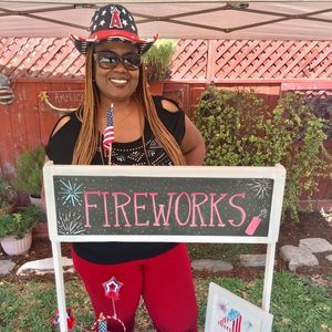 Meet your Posher, Demetria