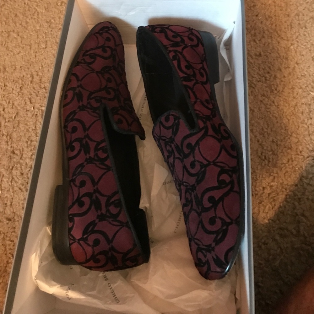 Dress shoes