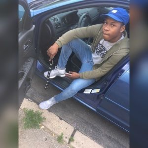 Meet your Posher, Traquan