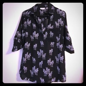 Zebra print NY&Co one pocket popover shirt Small