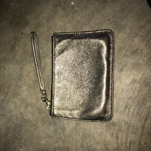 Metallic Fossil Wristlet - Picture 1 of 1