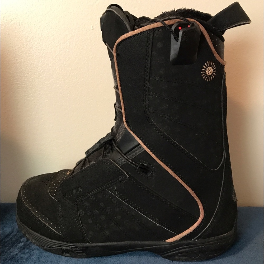 Woman's Snowboard Boots size 7