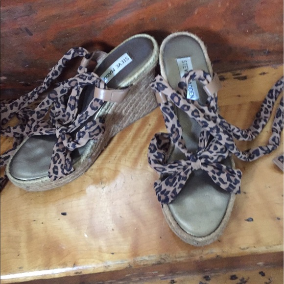 Wedge shoes - Picture 1 of 3