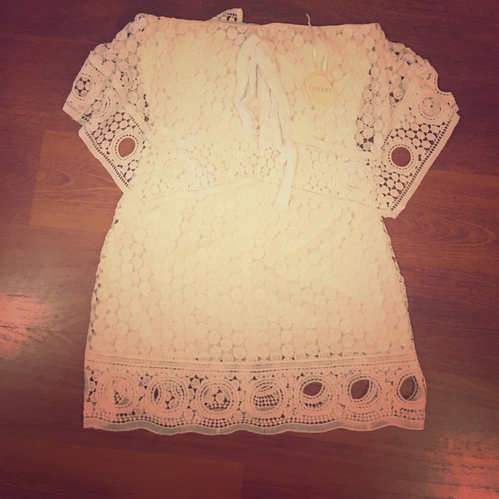 NWT! White strapless dress!