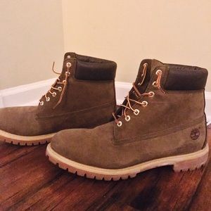 OMG! Fall is approaching! Forest Timberland Boots