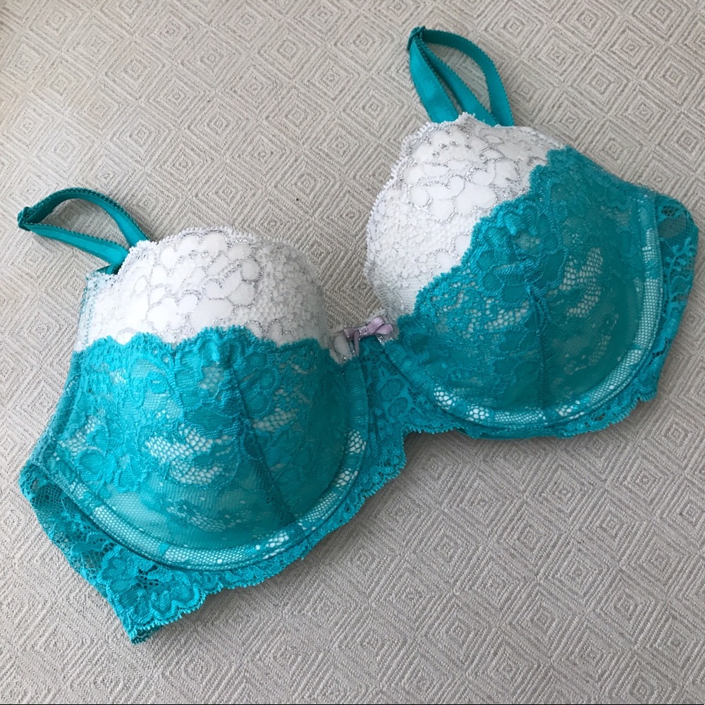 Victoria's Secret bra (Demi no push up)