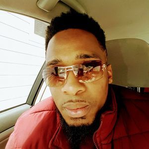 Meet your Posher, Troy