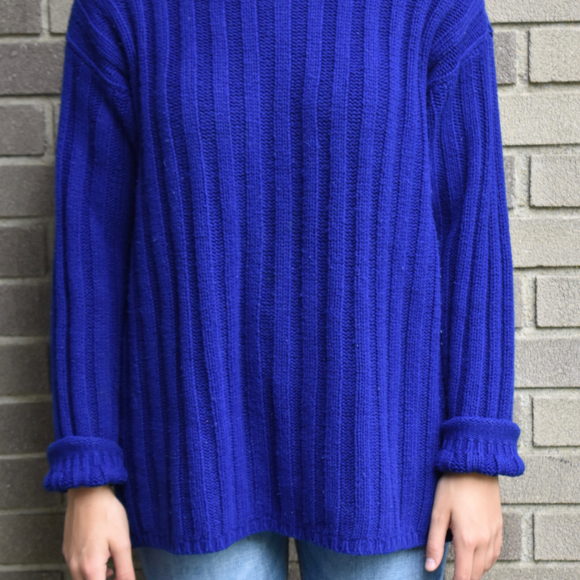 Vintage Lord and Taylor Turtleneck Sweater - Picture 2 of 8