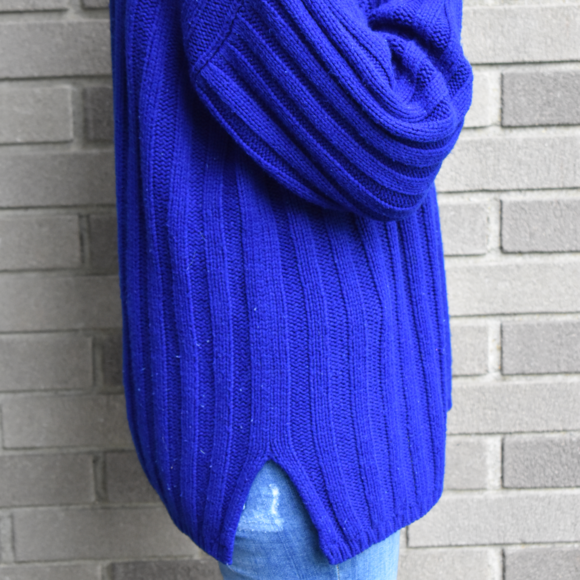 Vintage Lord and Taylor Turtleneck Sweater - Picture 3 of 8