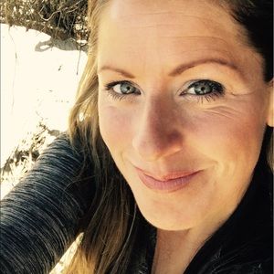 Meet your Posher, Carrie