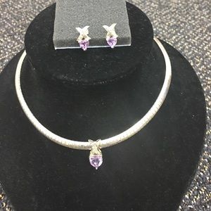 Necklace & ear rings