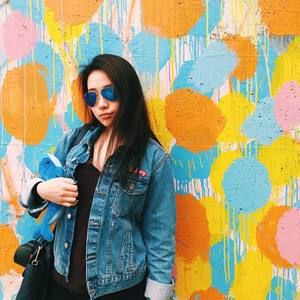 Meet your Posher, Hedy