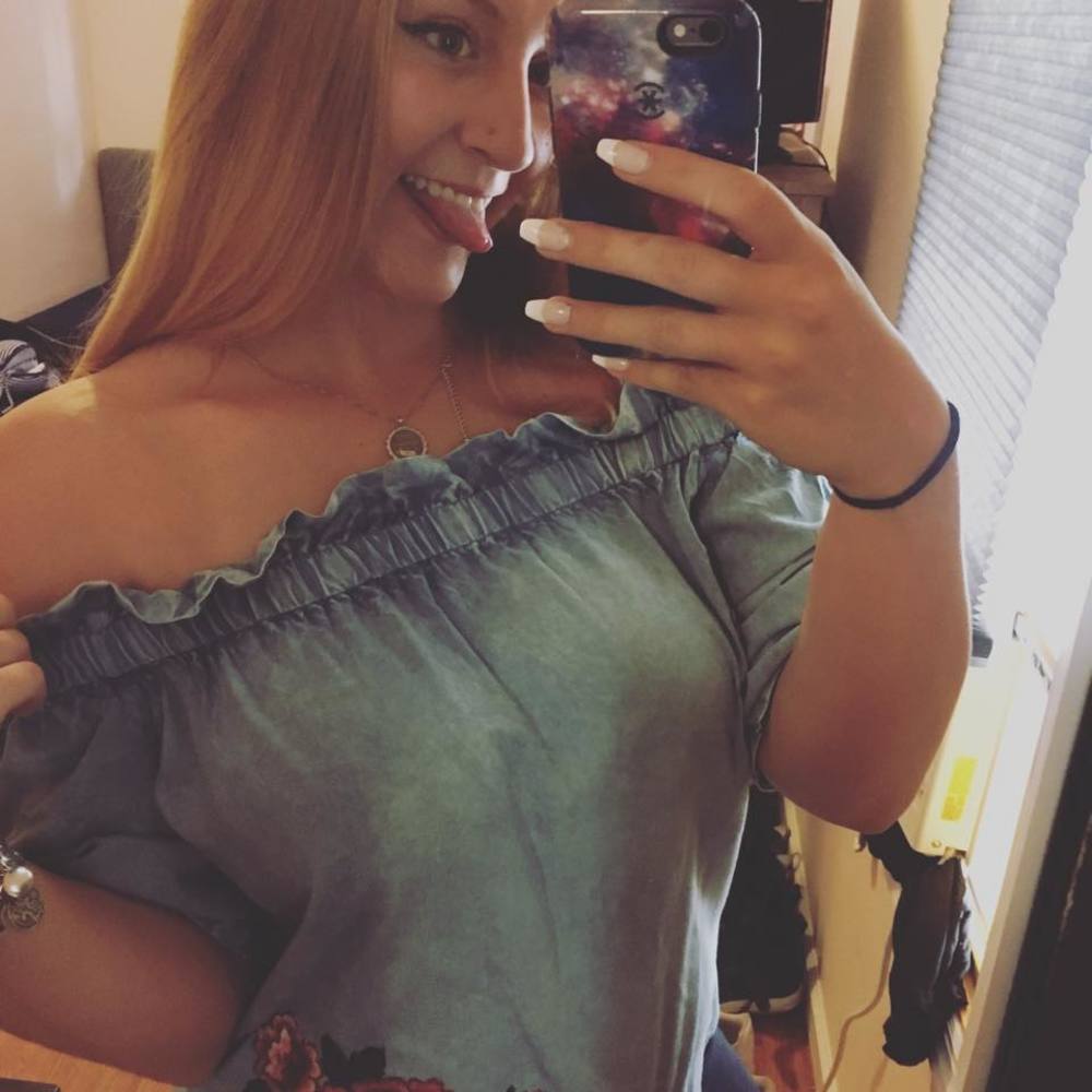 Meet your Posher, Jessica