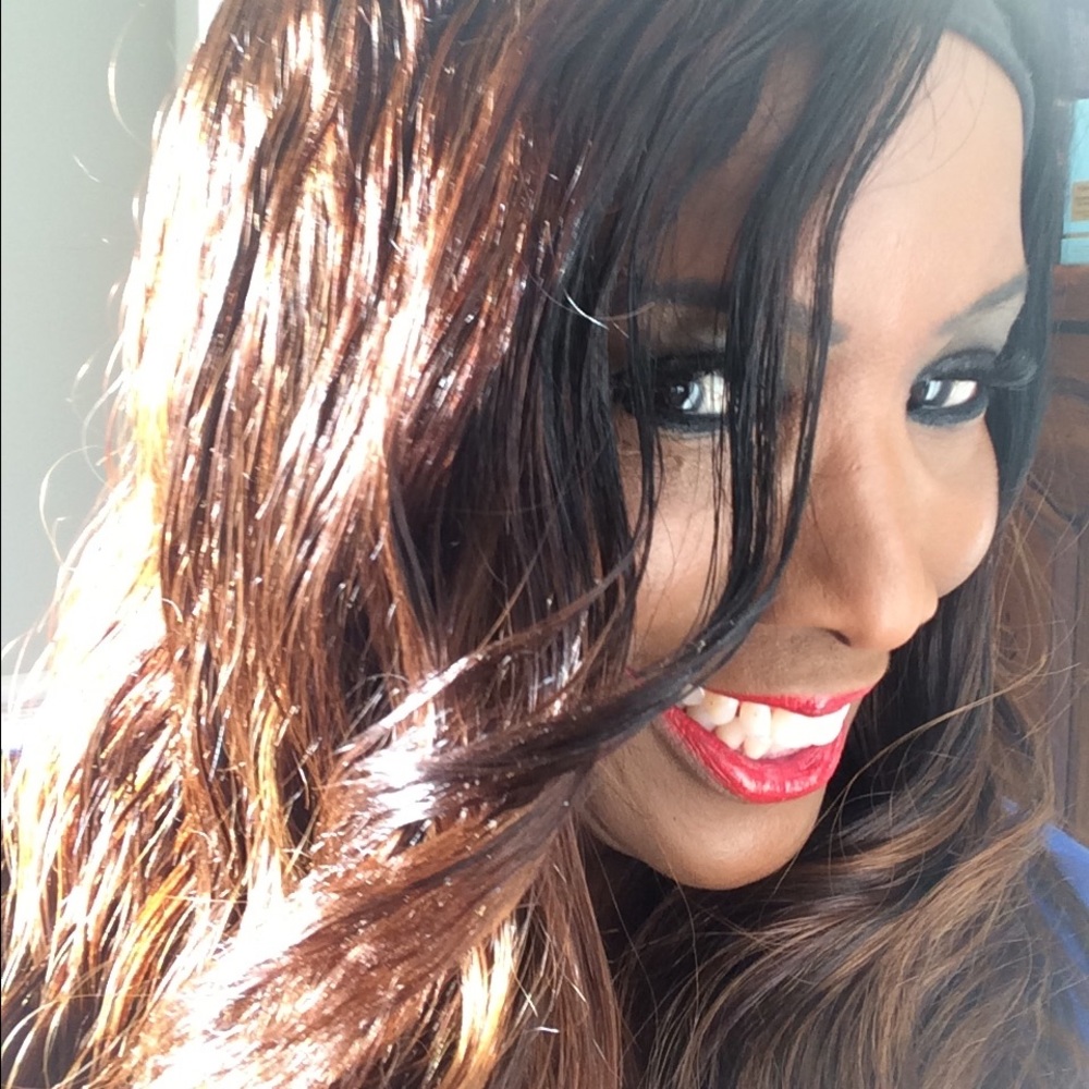 Meet your Posher, Yvonne