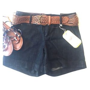 🆕 Belted Denim Short size 8