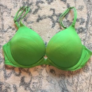 Very Sexy Victoria's Secret PushUp Bra 34C