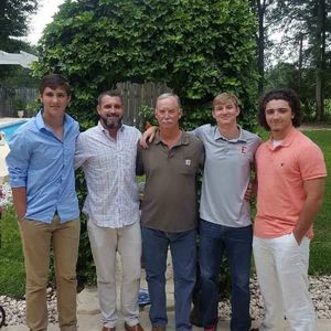 Meet your Posher, Derrick