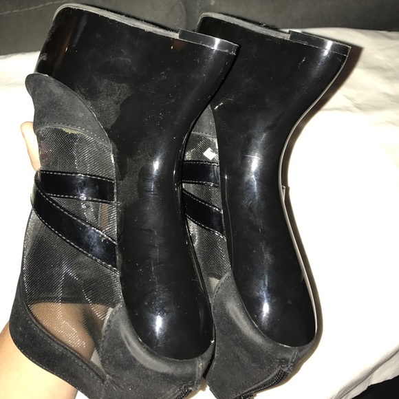 Chinese Laundry FUN black heels - Picture 4 of 8