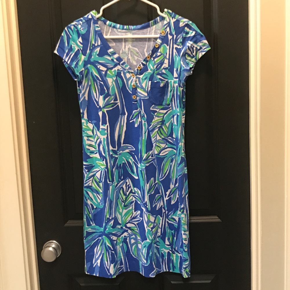 Lilly Pulitzer casual short sleeved dress