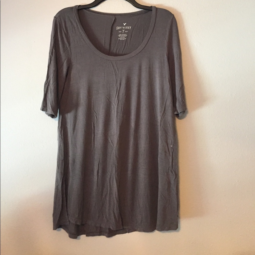 Soft and sexy begging tee