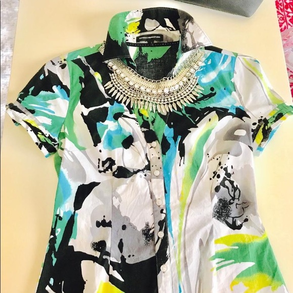 🙅🏻‍♀️🙅🏻‍♀️ sold 🙅🏻‍♀️Express Design Studio - Picture 2 of 2