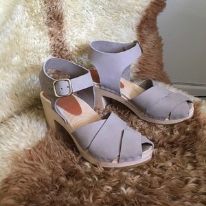 HANDMADE Bryr San Francisco suede clogs