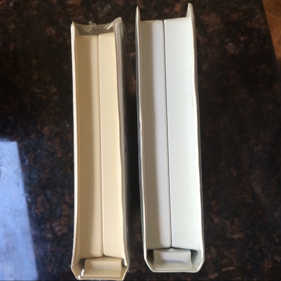 Free Willy 1 & 2 : The Adventure Home (VHS,) - Picture 3 of 4