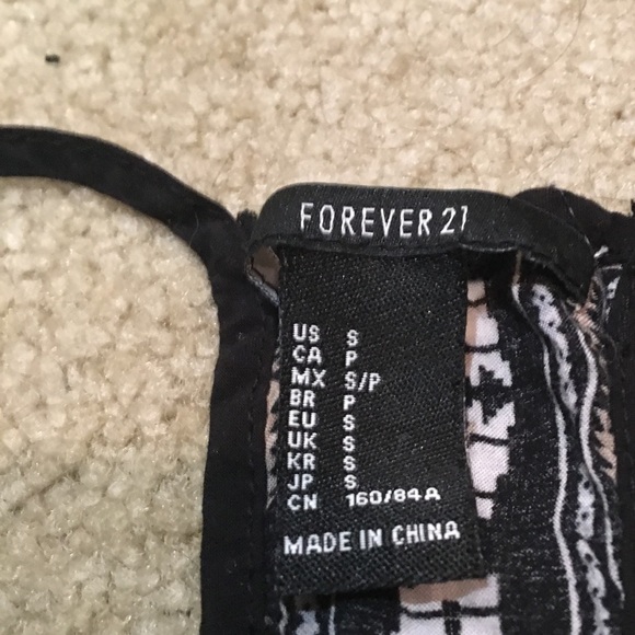 Cropped Racerback tank - Picture 2 of 4