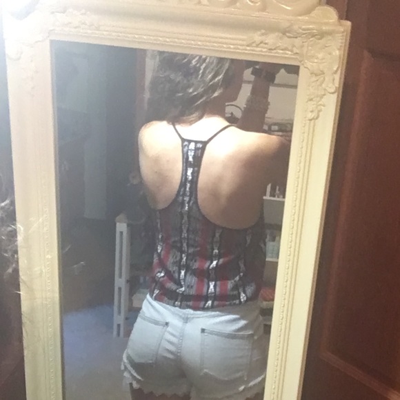 Cropped Racerback tank - Picture 3 of 4