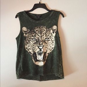 Graphic jaguar tank