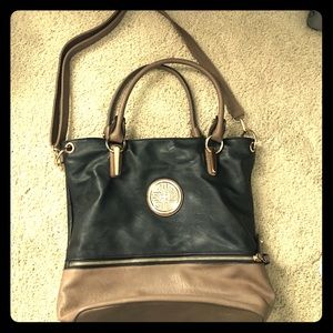 Faux Tory Burch handbag.