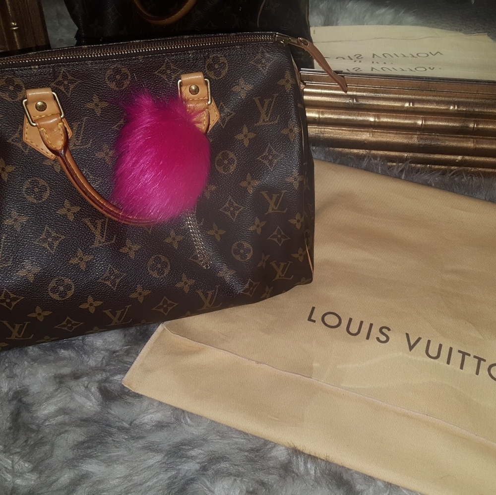 Louis Vuitton Speedy 30 w/ Lock!!