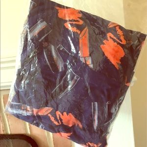 Brand New LuLaRoe TC Leggings in Lipstick Print