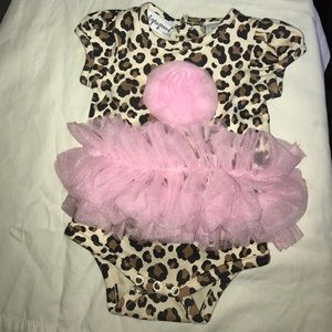 NB BALLERINA onesie