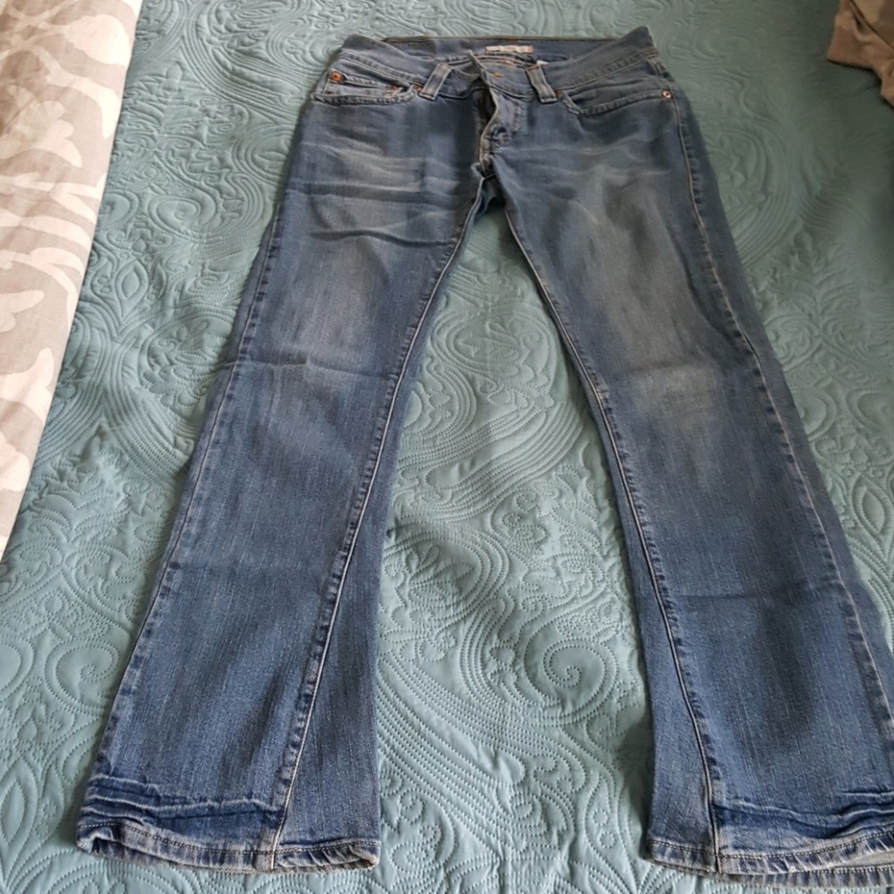 Levi jeans
