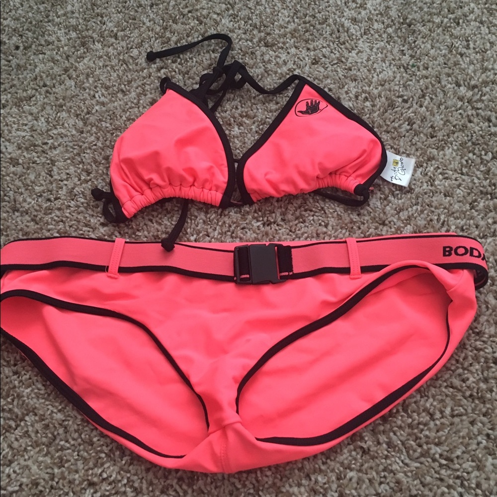 Body glove swim suit