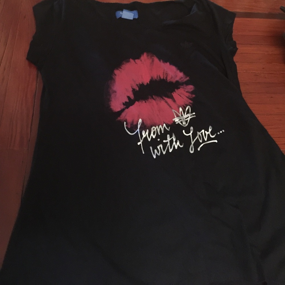 Adidas tee shirt