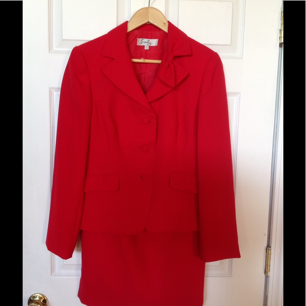 Red Suit