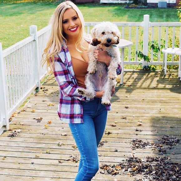 Meet your Posher, Emma - Picture 3 of 3