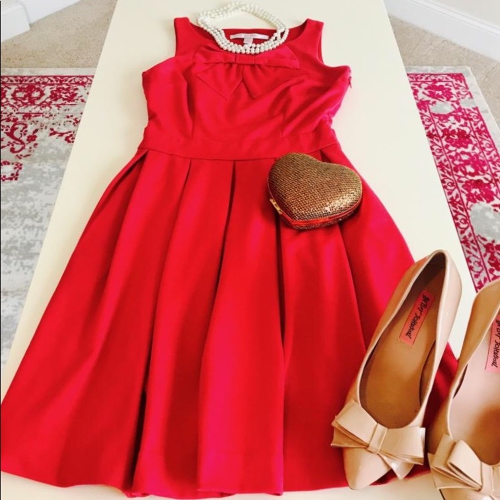 Sold💕 Lauren Conrad A line full pleated dress 💕