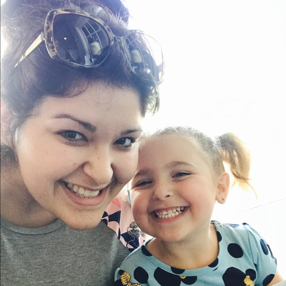 Meet your Posher, Nadia