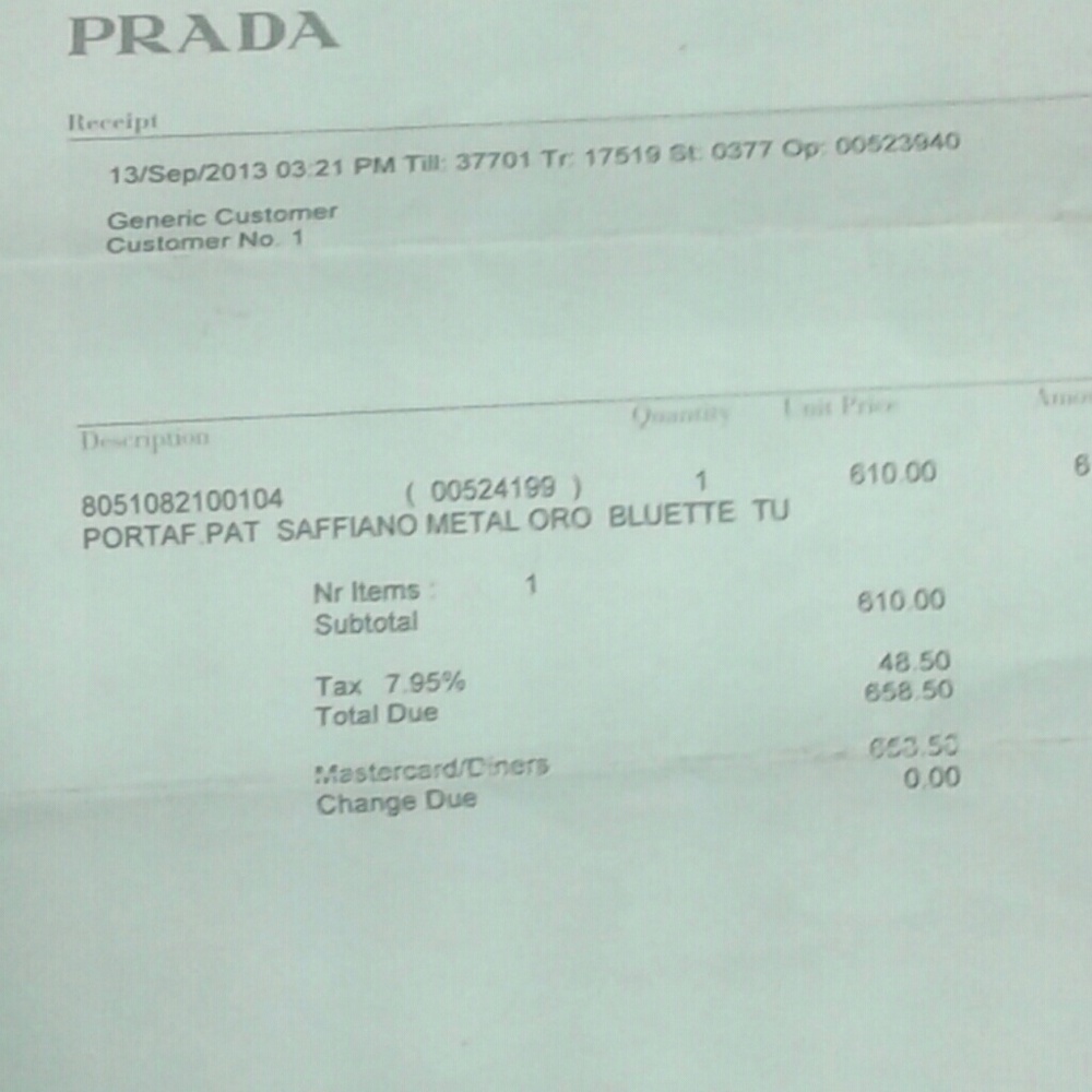 Prada - Picture 3 of 3