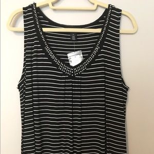 XL White House Black Market Tank