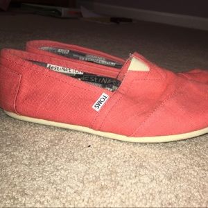 TOMS LIKE NEW