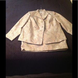 Eloquence by LeSuit 2 Piece Skirt Suit